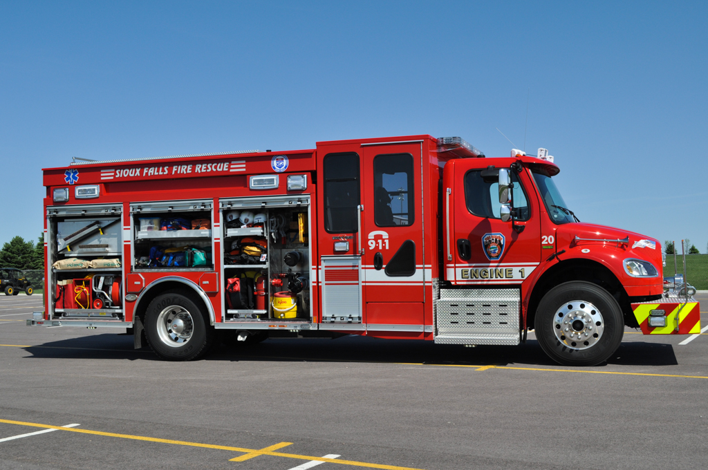 Commercial Pumpers - Rosenbauer